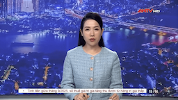 Tặng quà cho bà con vùng lũ